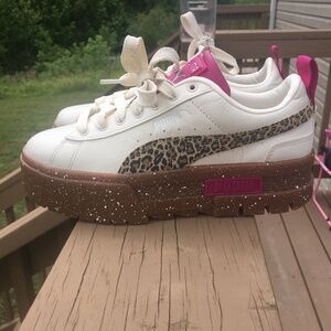 Girls Puma Shoes